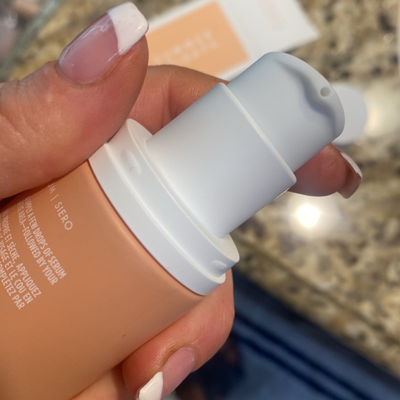 Summer Fridays CC me Serum - Picture 3 of 3